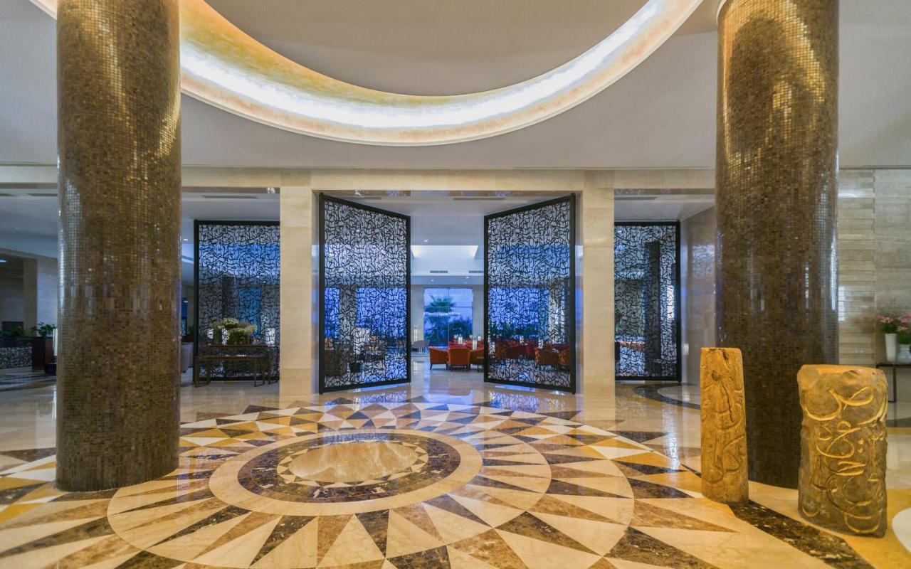 Moevenpick Hotel Du Lac Tunisi Esterno foto Lobby